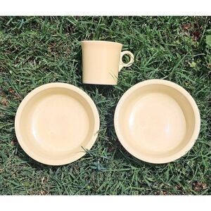 Fiestaware 2 Pale Yellow salad/soup bowls & one mug